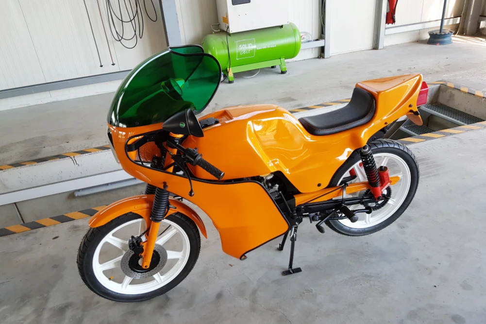 Motorrad an der Prüfstelle in Dahlenburg bei der Hauptuntersuchung